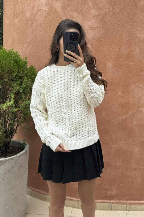 ONE COLOR KNITTED SIMPLE WOMEN SWEATER CREAM/KREM - 2
