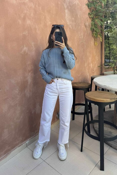 ONE COLOR KNITTED SIMPLE WOMEN SWEATER LIGHTBLUE/BZ - 1