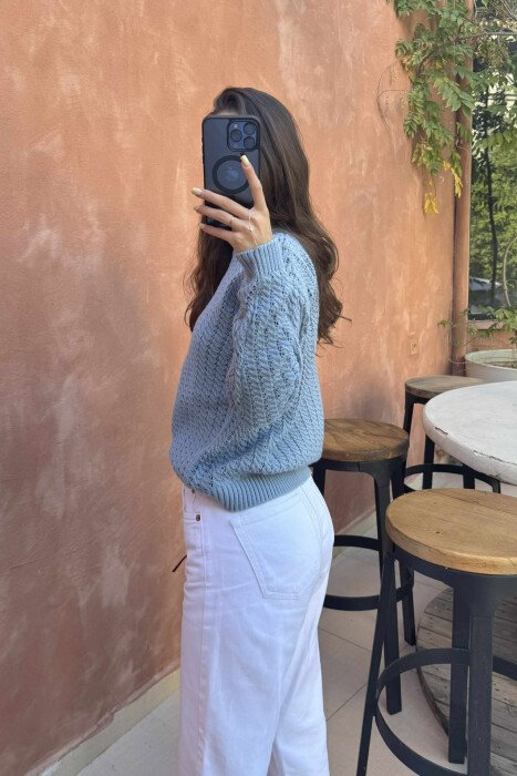 ONE COLOR KNITTED SIMPLE WOMEN SWEATER LIGHTBLUE/BZ - 3