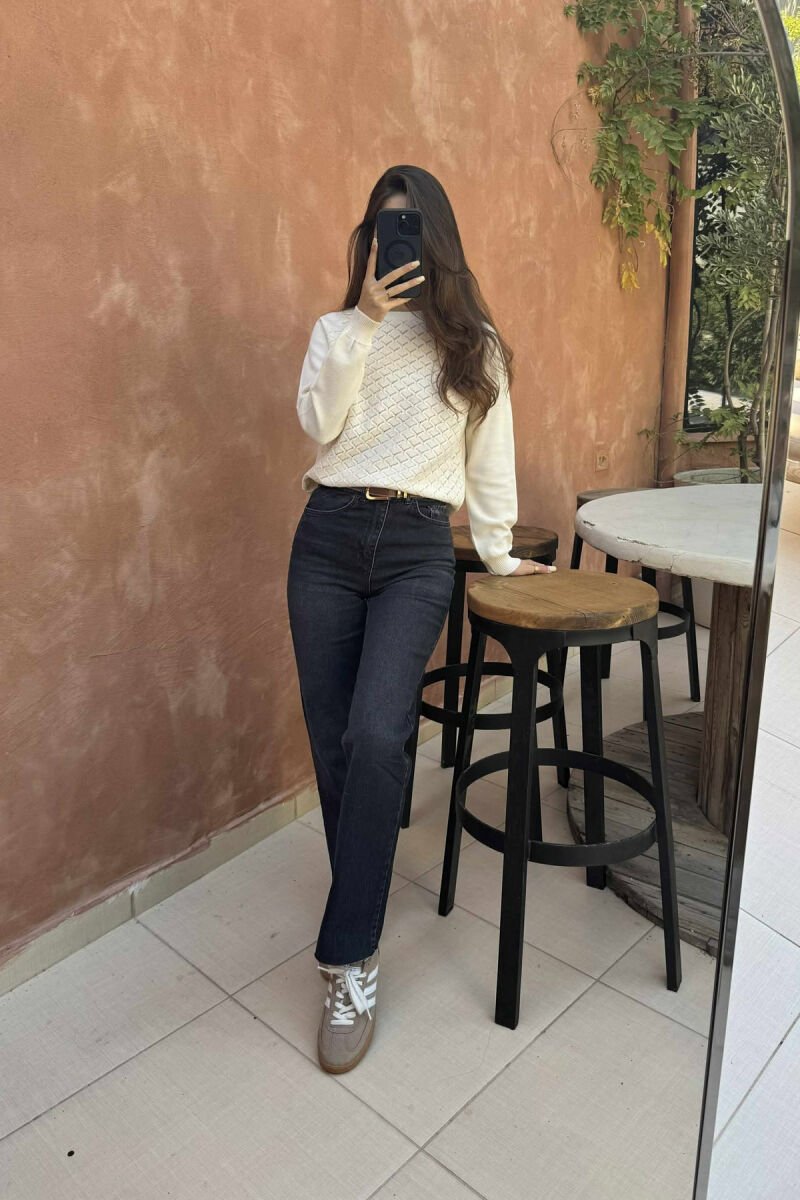 ONE COLOR KNITTED WOMEN SWEATER CREAM/KREM - 1