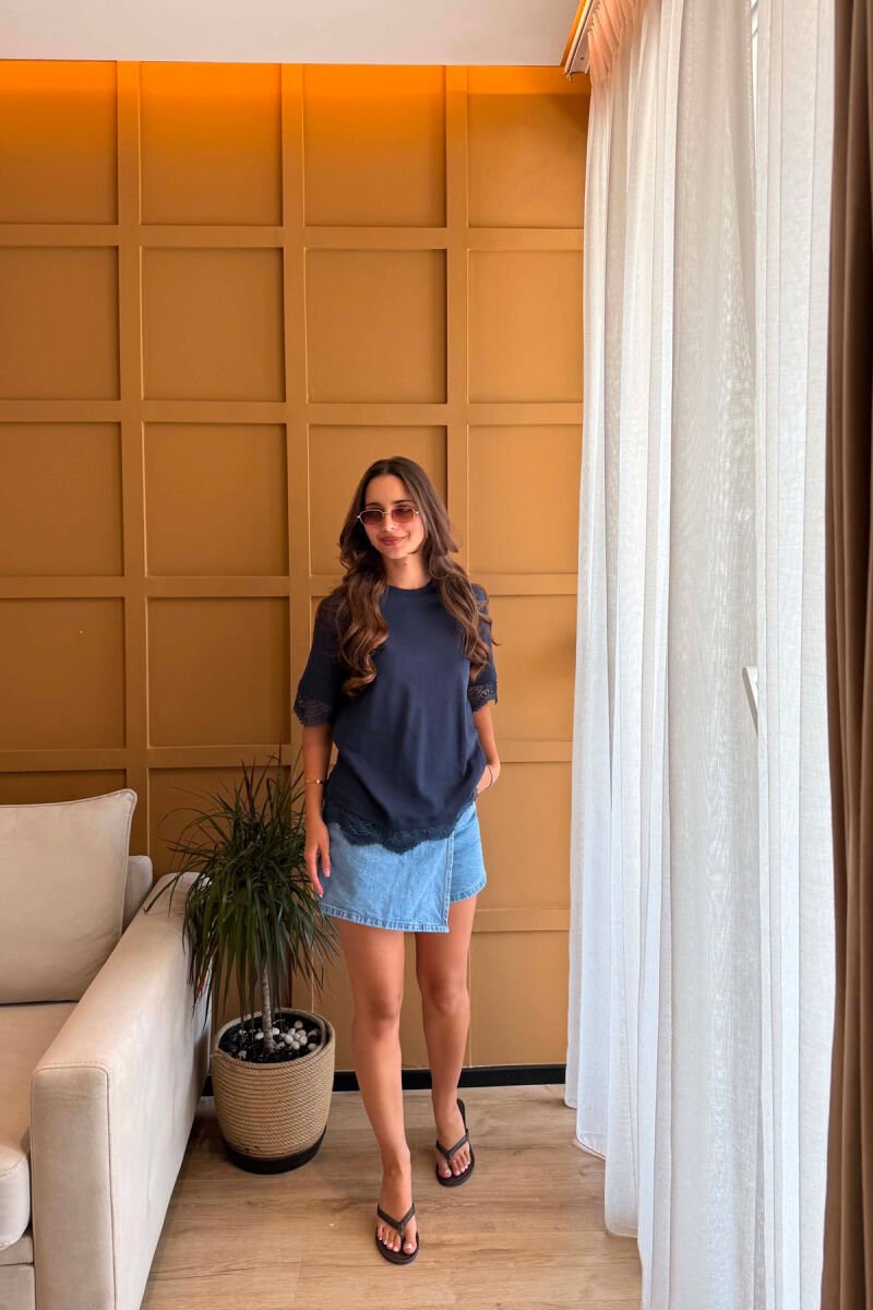 ONE COLOR LACE DETAIL WOMAN T-SHIRT BLUE/BLU - 5