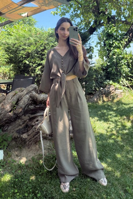 SET NJË NGJYRËSH CROP+PANTALLONA PËR FEMRA NË NGJYRËN JESHILE - KLAUDIO FASHION