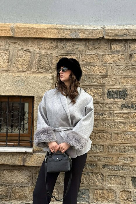 ONE COLOR LACING DETAIL FAUX FUR SLEEVE WOMEN COAT LIGHT GREY/GZ - 4