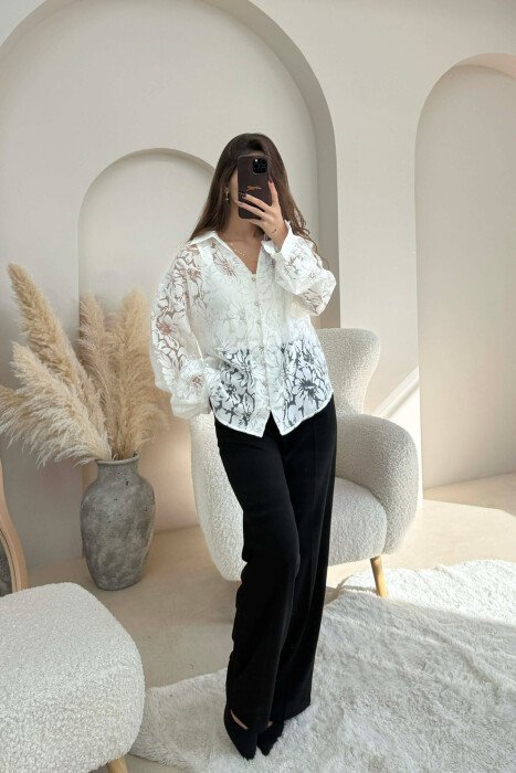ONE COLOR LACY DESIGN WOMEN SHIRT WHITE-E BARDHE 