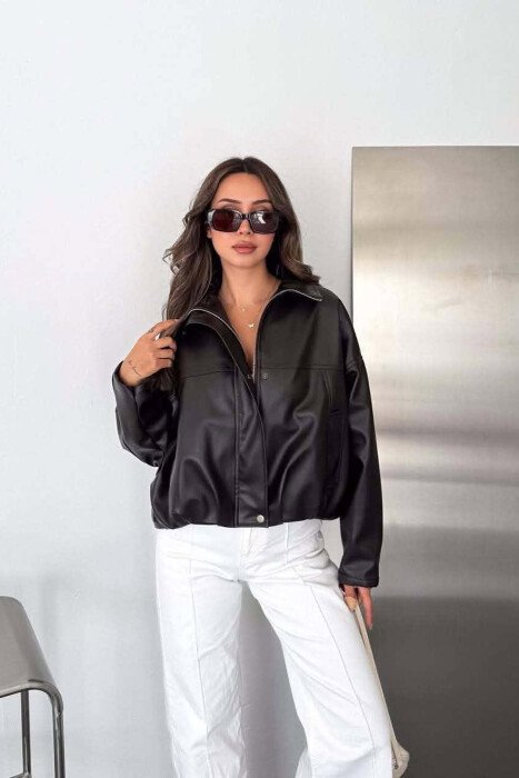 ONE COLOR LEATHER WOMAN JACKET GLOSSY BLACK-ZEZE SHKELQIM - KLAUDIO FASHION