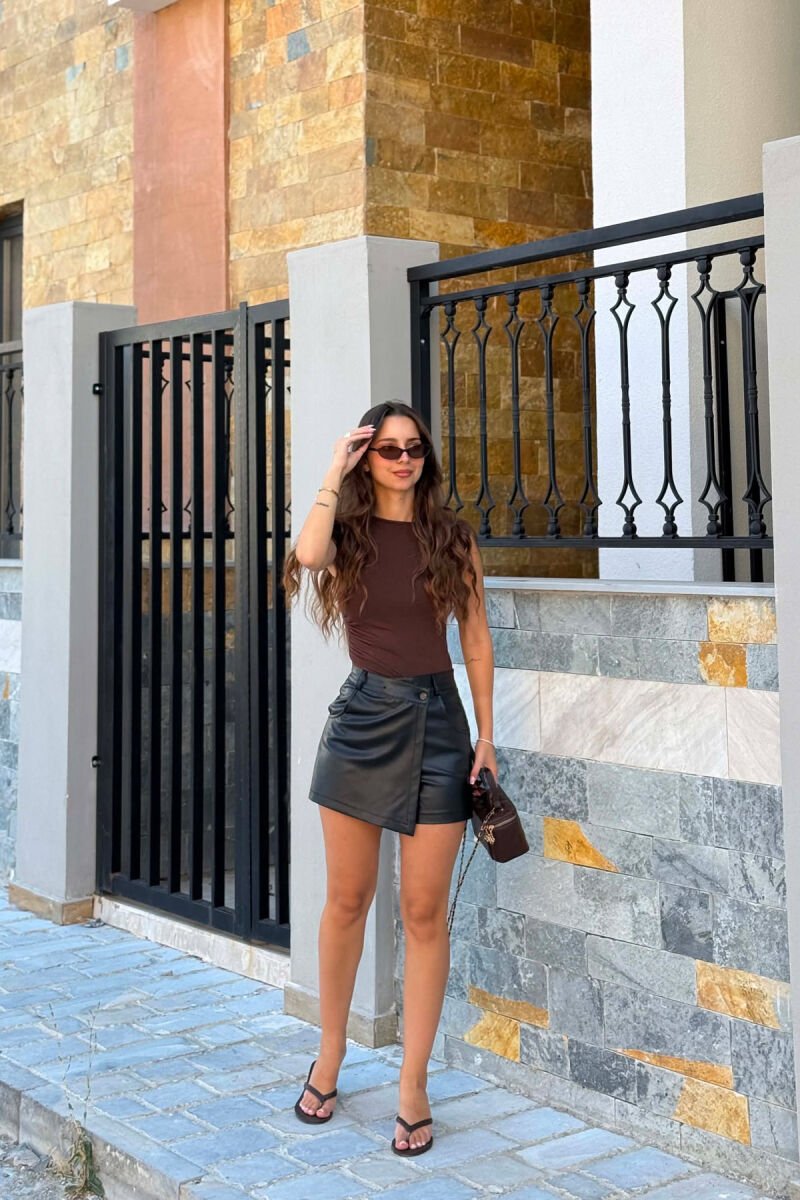 ONE COLOR LEATHER WOMAN SKORTS BLACK/ E ZEZE - 2