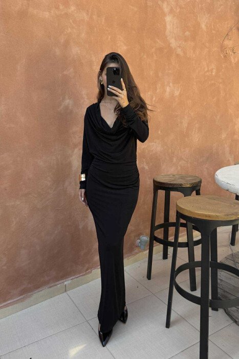 FUSTAN I GJATË NJË NGJYRËSH I HAPUR NË PJESËN MBRAPA PËR FEMRA NË NGJYRË TË ZEZË - KLAUDIO FASHION