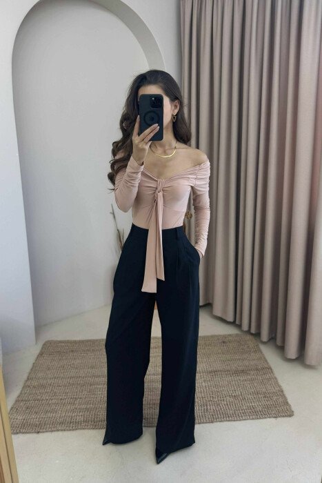 BODY NJË NGJYRËSH ME DETAJIN E FJONGOS PËR FEMRA NË NGJYRËN BEZHË - KLAUDIO FASHION