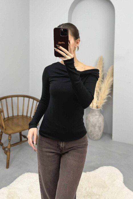 ONE COLOR LONG SLEEVE SIMPLE WOMEN SWEATSHIRT BLACK/ E ZEZE - KLAUDIO FASHION