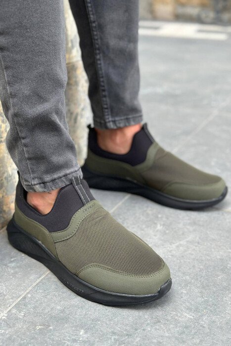 ONE COLOR MEN SNEAKERS BLACK-GREEN/ZEJE - 1