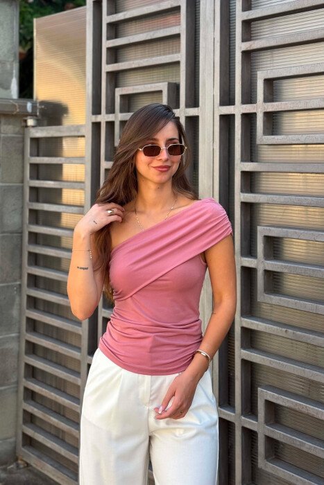ONE COLOR ONE SHOULDER OFF WOMAN TANK TOP POWDER/PUDER - 3