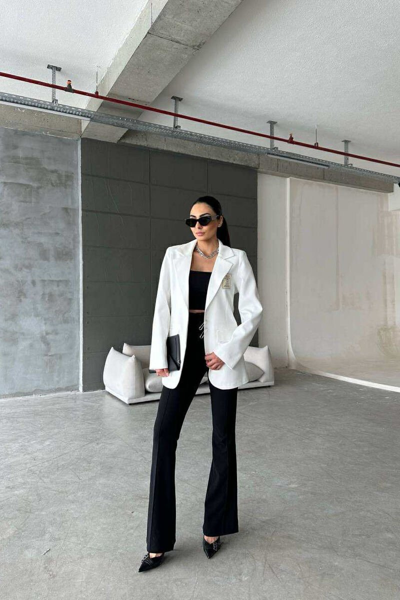 ONE COLOR PIN DETAILS WOMEN JACKET WHITE-E BARDHE - 2