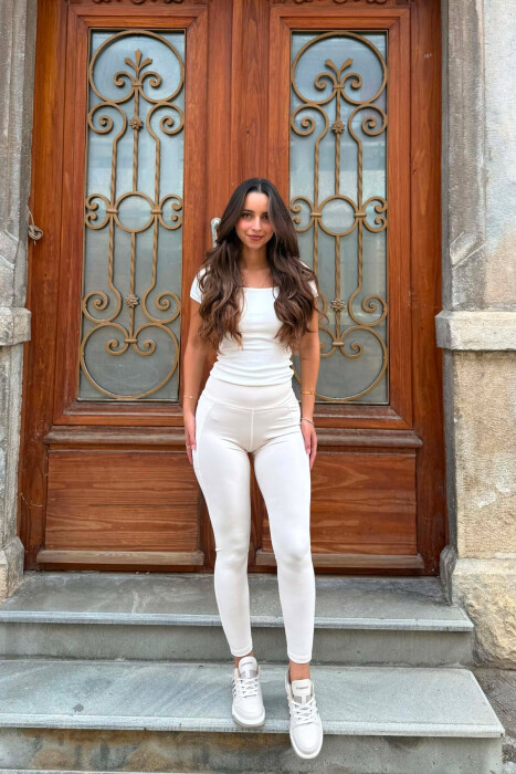 ONE COLOR POCKETS DETAILS WOMEN LEGGINGS CREAM/KREM - KLAUDIO FASHION
