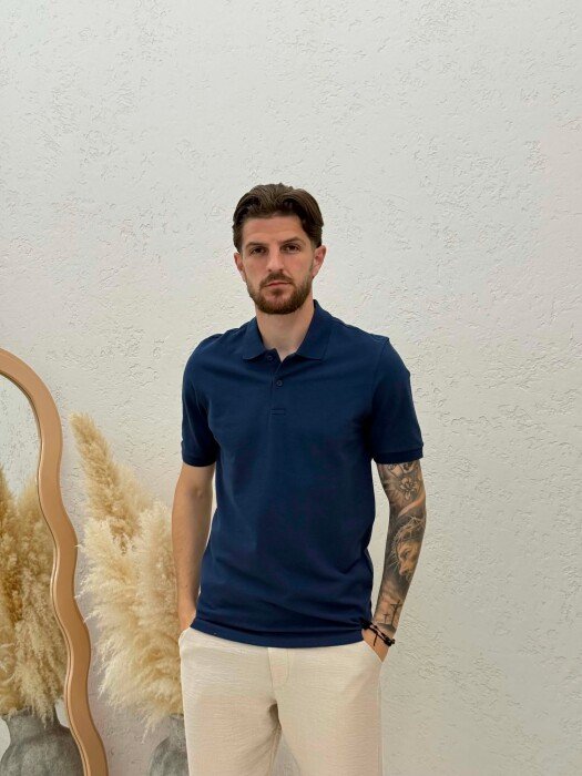 T-SHIRT NJE NGJYRESH ME JAKE POLO PER MESHKUJ NE NGJYRE BLU - KLAUDIO FASHION