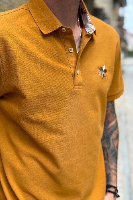 ONE COLOR POLO NECK MEN T-SHIRT MUSTARD/MUSTARDE - 2