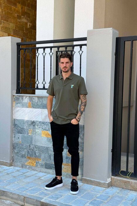 ONE COLOR POLO NECK MEN T-SHIRT OLIVE/ULLI - 4