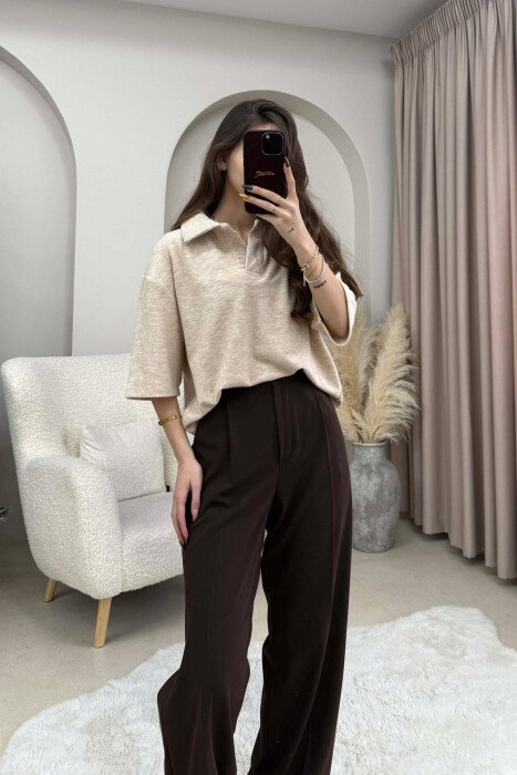 ONE COLOR POLO NECK SHORT SLEEVE WOMEN SWEATER BEIGE/BEZHE - KLAUDIO FASHION