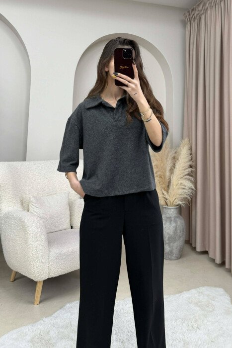 ONE COLOR POLO NECK SHORT SLEEVE WOMEN SWEATER DARK GREY/GEE - KLAUDIO FASHION