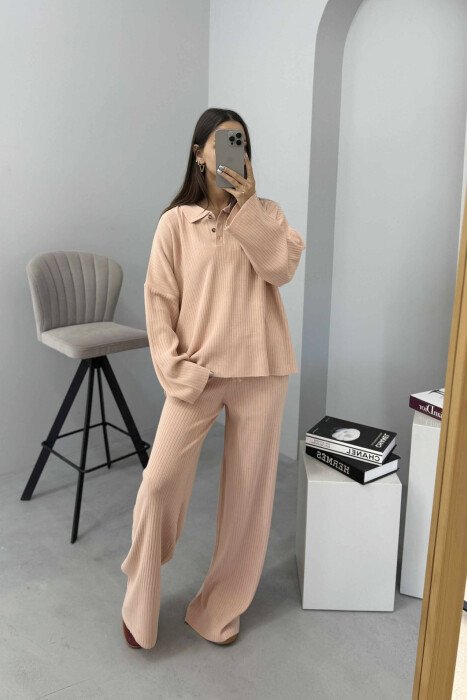 ONE COLOR POLO NECK SWEATER+TROUSERS KNIT WOMEN SET POWDER/PUDER - 