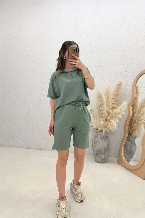 ONE COLOR POLO NECK T-SHIRT + SHORTS WOMAN SET GREEN/JESHILE - KLAUDIO FASHION