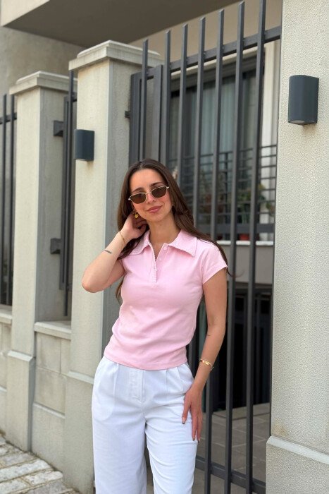 ONE COLOR POLO NECK WOMAN T-SHIRT PINK/ROZE - KLAUDIO FASHION