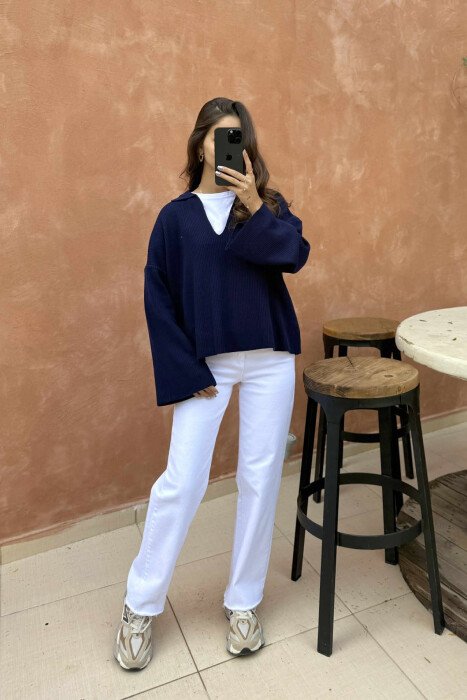 ONE COLOR POLO NECK WOMEN SWEATER DARK BLUE/BEE 