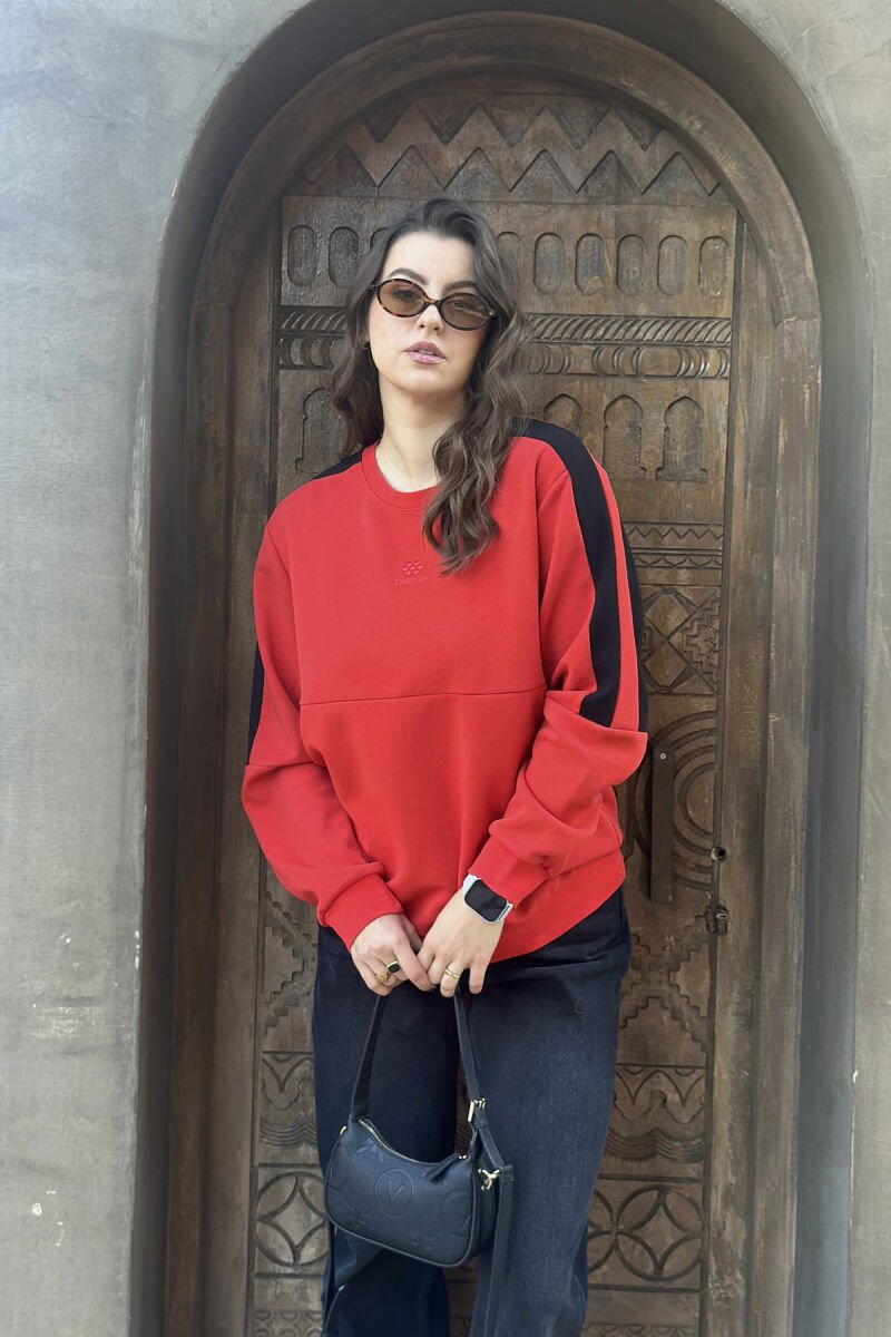 ONE COLOR ROUND NECK FRONT LOGO WOMEN SWEATSHIRT RED/E KUQE - 2