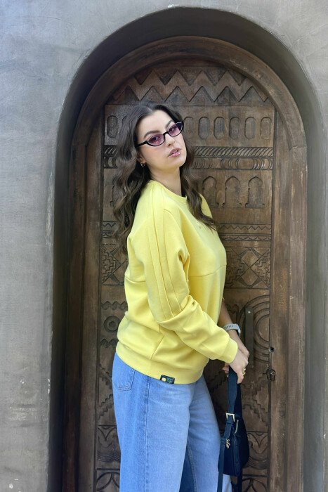 ONE COLOR ROUND NECK FRONT LOGO WOMEN SWEATSHIRT YELLOW/E VERDHE - 4