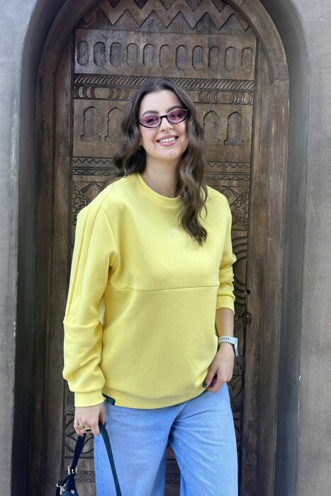ONE COLOR ROUND NECK FRONT LOGO WOMEN SWEATSHIRT YELLOW/E VERDHE - 2