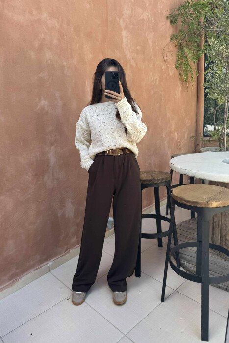 ONE COLOR ROUND NECK KNITTED WOMEN SWEATER LIGHT BEIGE/BZHZB - KLAUDIO FASHION