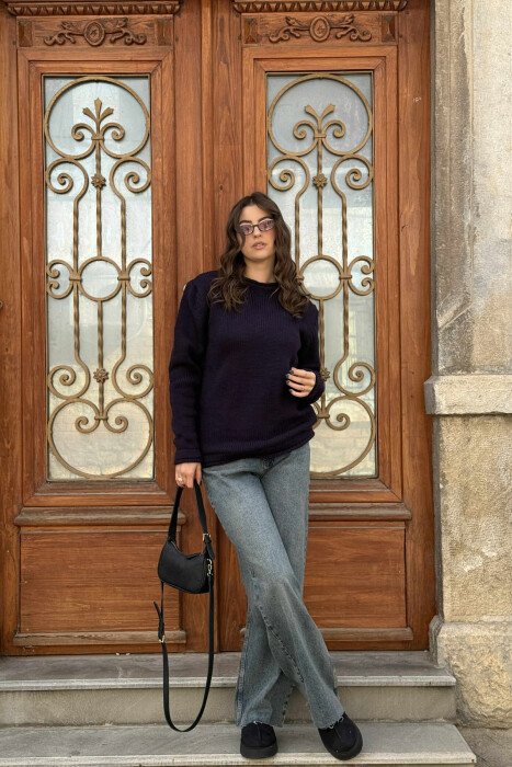 ONE COLOR ROUND NECK KNITTED WOMEN SWEATER PURPLE/LEJLA - 1