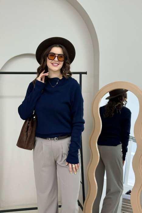 ONE COLOR ROUND NECK WOMEN SWEATER DARK BLUE/BEE - 1