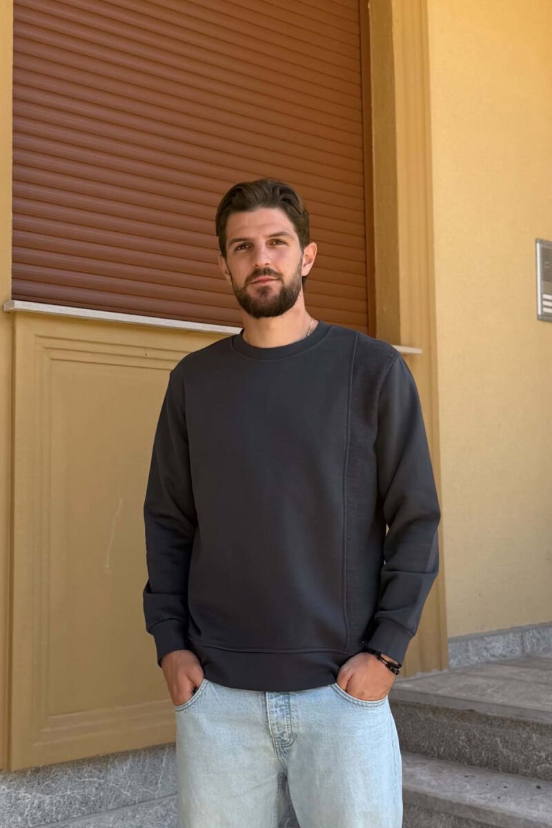 ONE COLOR ROUND NECK MEN SWEATSHIRT DARK GREY/GEE - 1