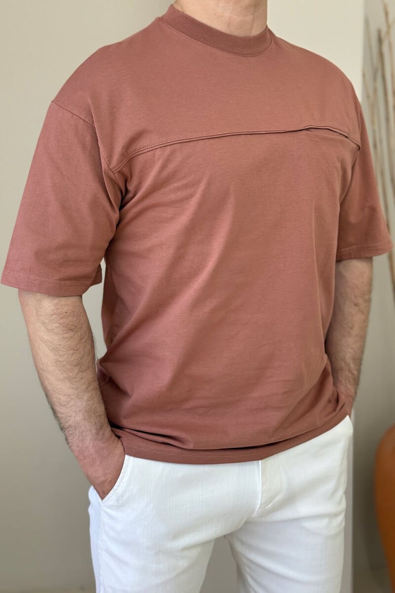 ONE COLOR ROUND NECK POCKET DETAIL MEN T-SHIRT POWDER/PUDER - 4