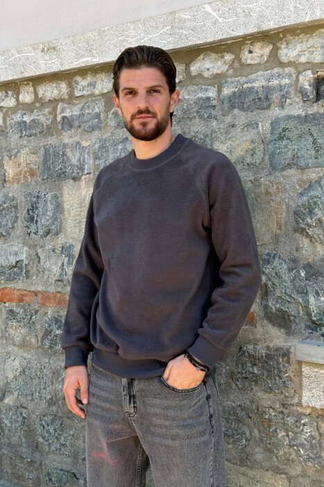 ONE COLOR ROUND NECK POLAR MEN SWEATSHIRT DARK GREY/GEE - KLAUDIO FASHION