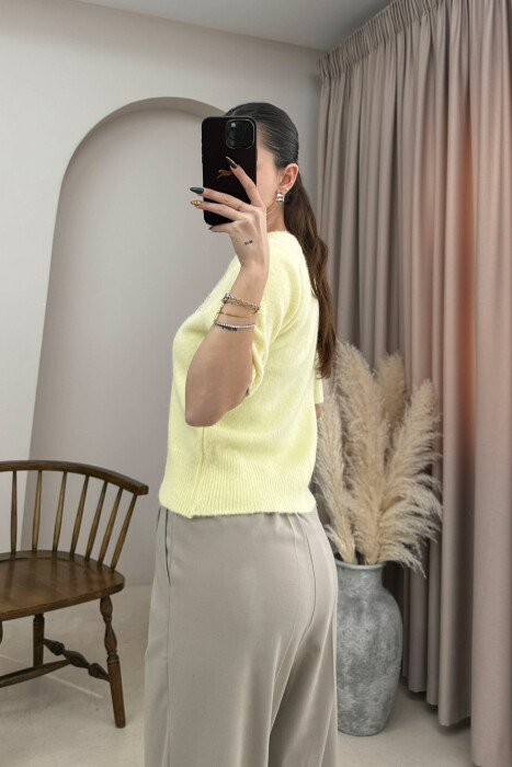 ONE COLOR ROUND NECK SHORT SLEEVE WOMEN SWEATER YELLOW/E VERDHE - 4