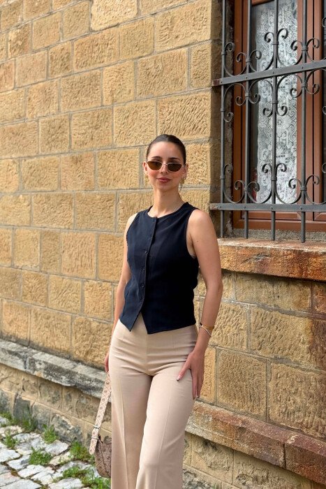 ONE COLOR ROUND NECK WOMAN VEST DARK BLUE/BEE - KLAUDIO FASHION