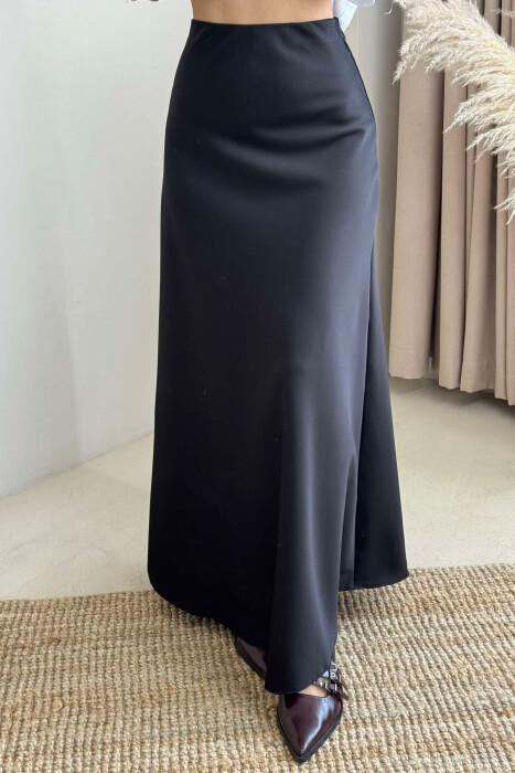 ONE COLOR SATIN LONG WOMEN SKIRT BLACK/ E ZEZE 