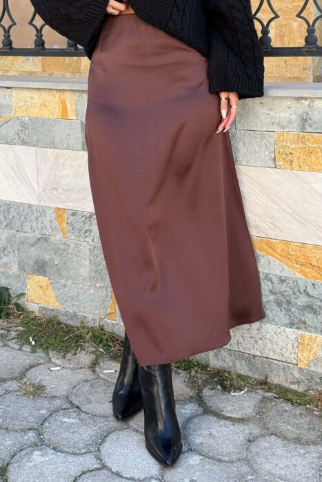 ONE COLOR SATIN WOMAN SKIRT DARK BROWN/KAE - 5