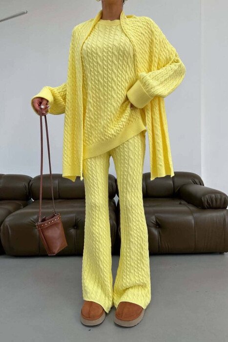 ONE COLOR SCARF DETAIL SWEATER + TROUSERS WOMAN SET YELLOW/E VERDHE - KLAUDIO FASHION
