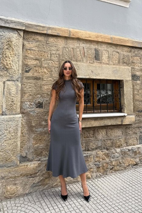 ONE COLOR SEMI NECK SLEEVELESS LONG WOMAN DRESS GREY/GRI - KLAUDIO FASHION