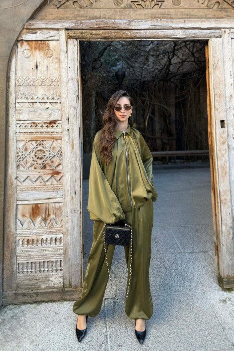 SET NJE NGJYRESH ME SHKELQIM XHAKETE + PANTALLONA PER FEMRA NE NGJYRE ULLIRI - KLAUDIO FASHION