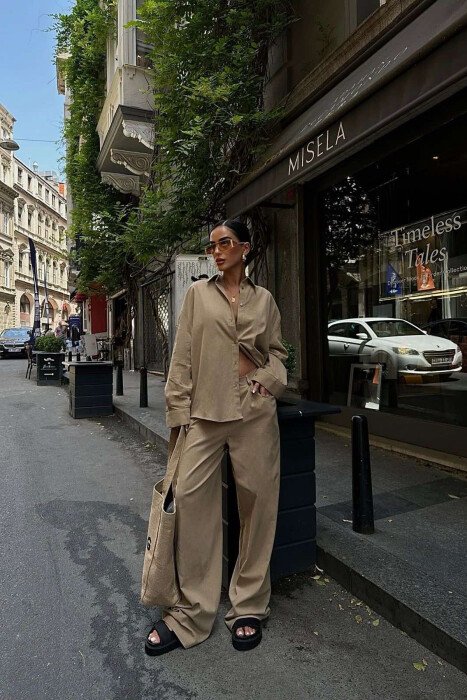SET NJË NGJYRËSH PËR FEMRA ME KËMISHË DHE PANTALLONA NË NGJYRË BEZHË - KLAUDIO FASHION