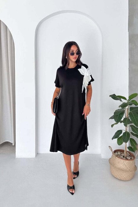 ONE COLOR SHORT SLEEVE FLOWER DETAIL WOMAN DRESS BLACK/ E ZEZE - KLAUDIO FASHION