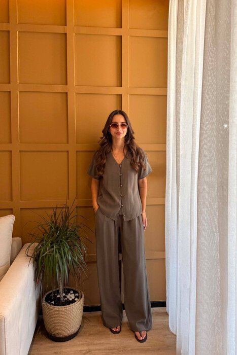 ONE COLOR SHORT SLEEVE SHIRT + TROUSERS WOMAN SET OLIVE/ULLI - KLAUDIO FASHION