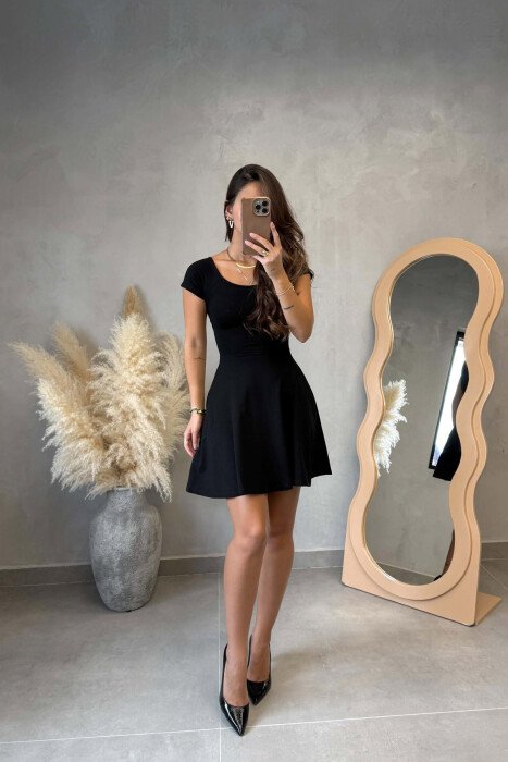 ONE COLOR SHORT WOMEN DRESS BLACK/ E ZEZE - KLAUDIO FASHION