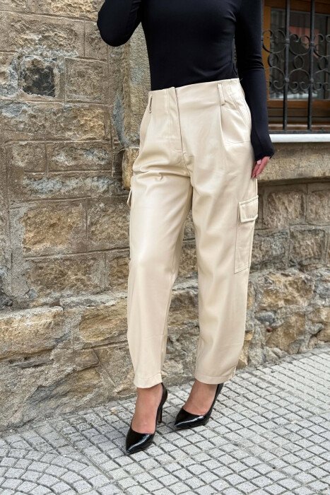ONE COLOR SIDE POCKETS LEATHER WOMAN TROUSERS CREAM/KREM - 2