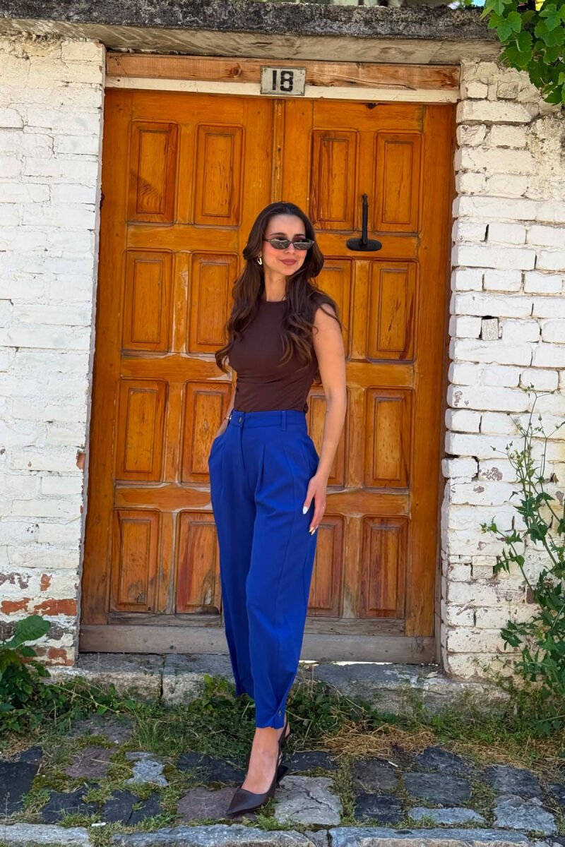 ONE COLOR SIMPLE BUTTON LEG DETAIL WOMAN TROUSERS ELECTRIC BLUE/BLEL - 3