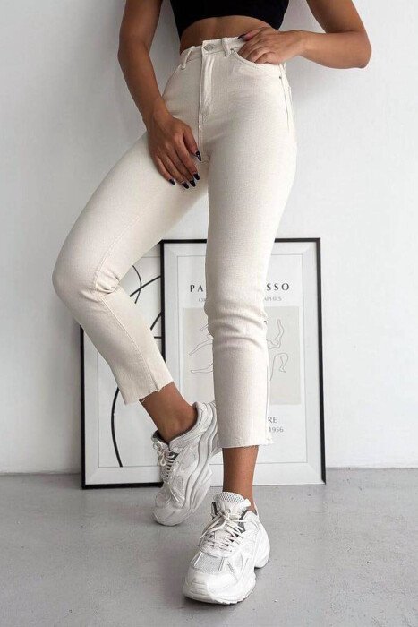 ONE COLOR SIMPLE DENIM WOMEN JEANS CREAM/KREM - KLAUDIO FASHION