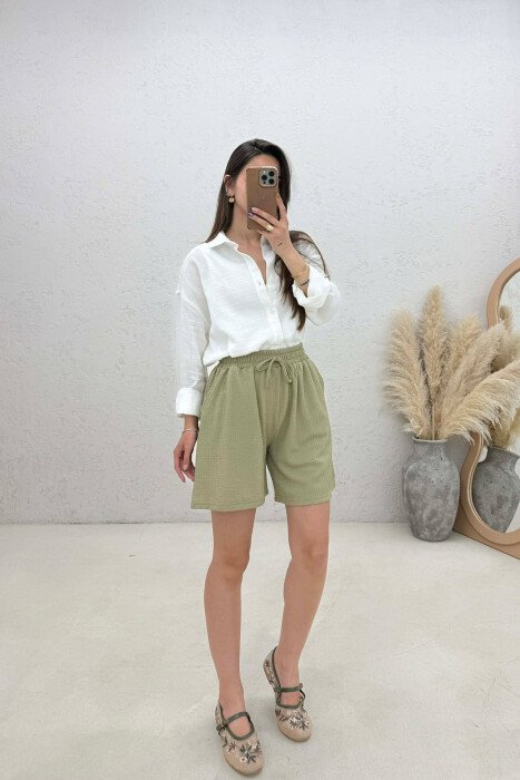 ONE COLOR SIMPLE ELASTIC WAIST WOMAN SHORTS OLIVE/ULLI 